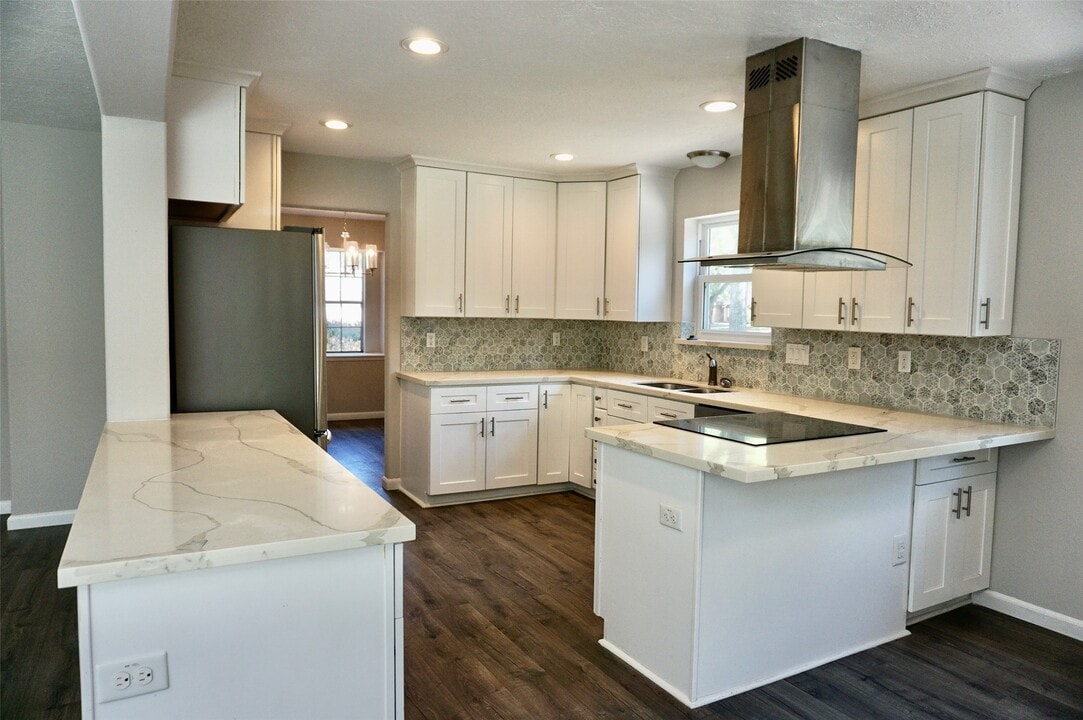 1707 Valley Vista Dr in Houston, TX - Building Photo