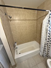 107 Front St, Unit 1 in Dunellen, NJ - Building Photo - Building Photo