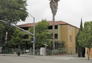 Sunrise Apartments in San Leandro, CA - Building Photo - Building Photo