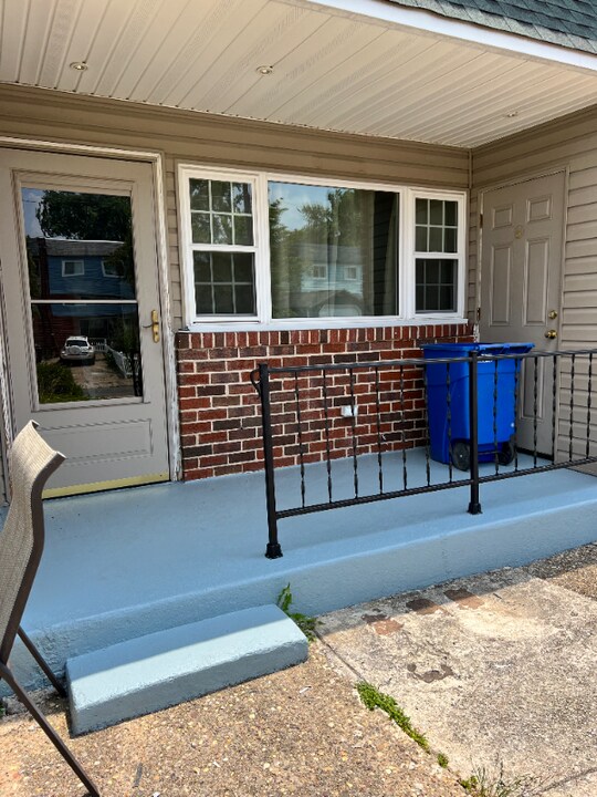 12219 Rambler Rd in Philadelphia, PA - Foto de edificio