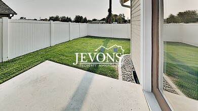 8152 Westbrook Ave in Yakima, WA - Building Photo - Building Photo