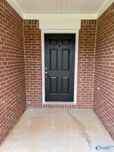 100 Brook Glen Dr in Hazel Green, AL - Foto de edificio - Building Photo