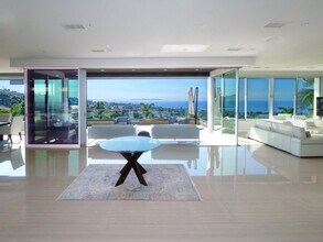 1356 Vía Romero in Palos Verdes Estates, CA - Building Photo - Building Photo
