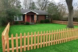 565 Whispering Hills Dr in Nashville, TN - Building Photo