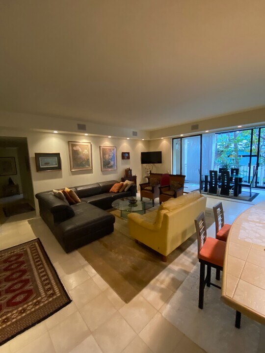 4999 Kahala Ave, Unit 269 in Honolulu, HI - Building Photo