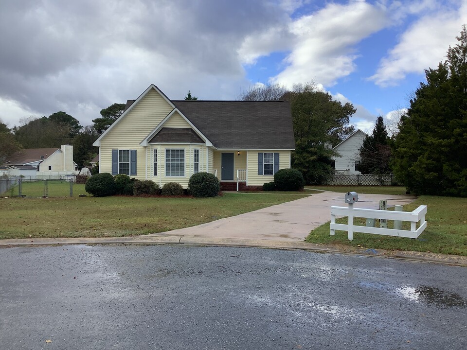 220 John Ave in Greenville, NC - Building Photo