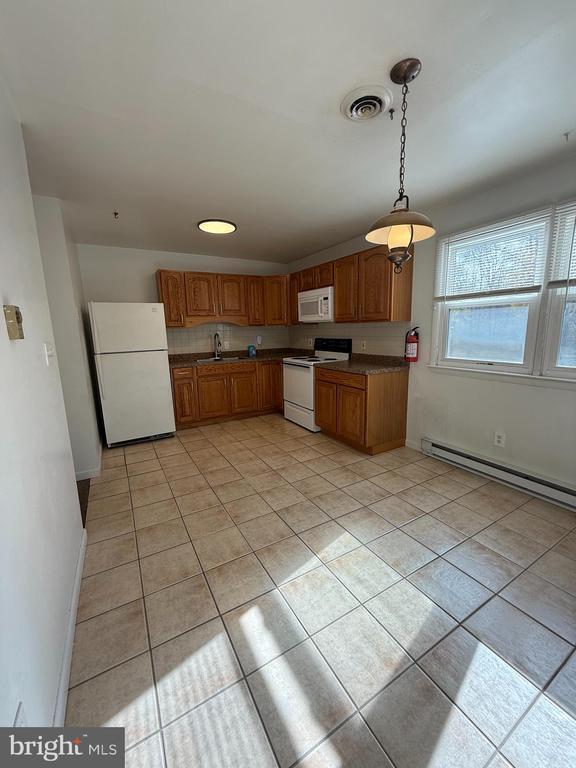 property at 1123 Almond Rd