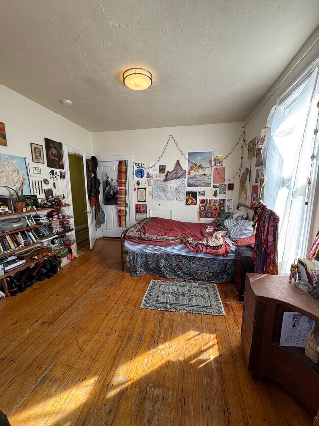 108 Hyde Park Ave, Unit 108 Hyde Park Ave #3 in Boston, MA - Building Photo - Building Photo