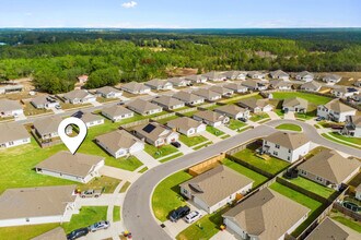 924 Sandbar Loop in Crestview, FL - Foto de edificio - Building Photo