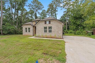 478 Stephen F Austin Dr in Conroe, TX - Building Photo - Building Photo