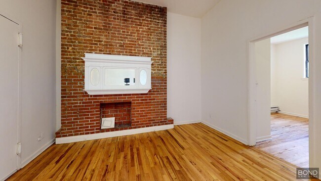 269 W 73rd St in New York, NY - Building Photo - Building Photo