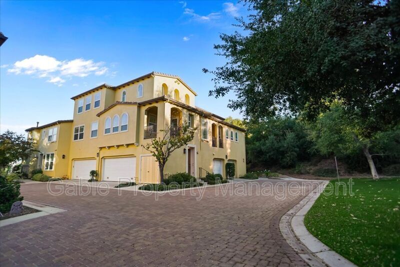 26956 Pebble Beach Dr in Stevenson Ranch, CA - Building Photo