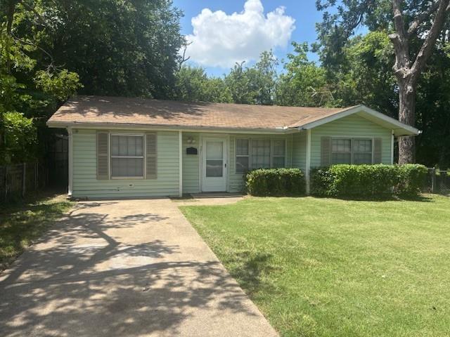 501 3rd St in Terrell, TX - Building Photo - Building Photo