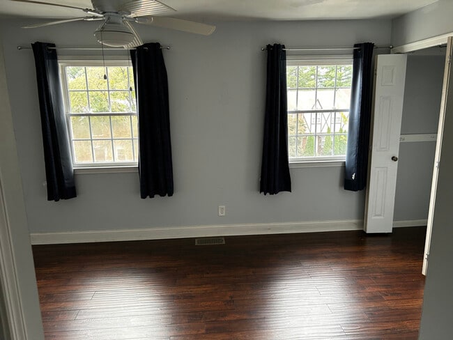 14826 Haymarket Ln in Centreville, VA - Building Photo - Building Photo