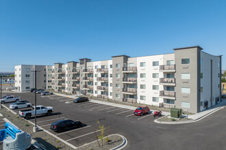 Terrace Heights Apartments in Pasco, WA - Foto de edificio - Building Photo