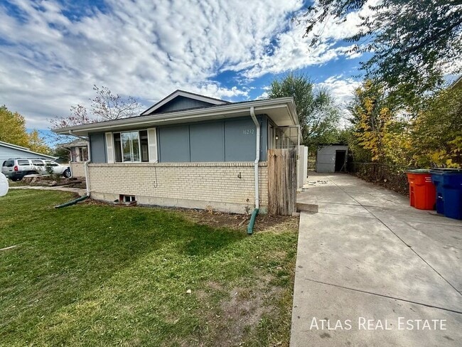 16232 W 13th Ave in Golden, CO - Building Photo - Building Photo