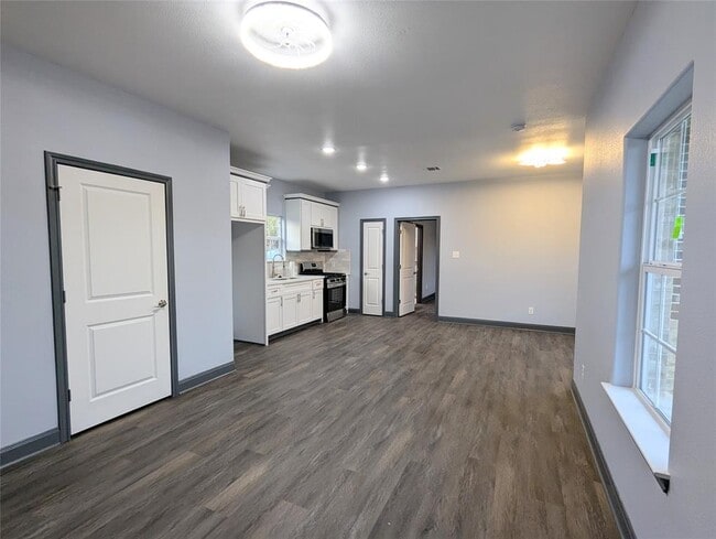 1028 Francis Dr in Pasadena, TX - Building Photo - Building Photo