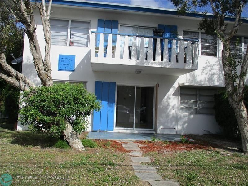 2361 NE 10th St-Unit -5 in Pompano Beach, FL - Building Photo