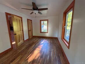 21 Highland St in Millerton, NY - Foto de edificio - Building Photo
