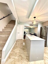 809 W Oakland Park Blvd, Unit K4 in Wilton Manors, FL - Foto de edificio - Building Photo