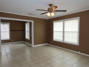 1133 S Academy Ave in Tyler, TX - Building Photo - Building Photo