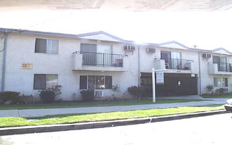 4323 Perlita Ave Apartments