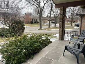 468 Gowland CR in Milton, ON - Building Photo - Building Photo