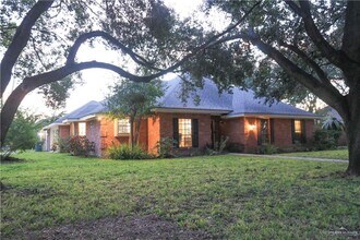 2306 Fox Run Ave in Mission, TX - Foto de edificio - Building Photo