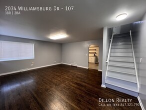 2034 Williamsburg Dr-Unit -107 in Waukegan, IL - Building Photo - Building Photo