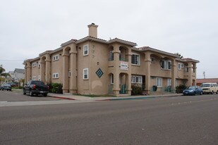 777 Seacoast in Imperial Beach, CA - Building Photo
