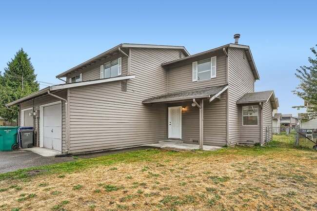 2025 C St SE in Auburn, WA - Building Photo - Building Photo