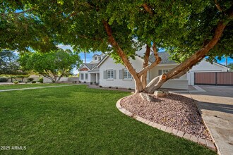 4352 E Santa Rosa Pl in Gilbert, AZ - Building Photo - Building Photo