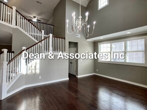 472 Lake Chelsea Way in Chelsea, AL - Building Photo - Building Photo