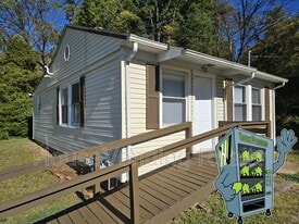 720 Houston Ave in Maryville, TN - Building Photo