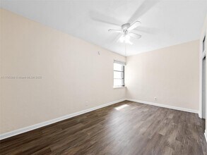 1311 N 19th Ave in Hollywood, FL - Building Photo - Building Photo