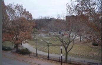 219 W Newton St, Unit 4 in Boston, MA - Foto de edificio - Building Photo