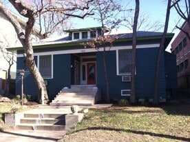 302 E 30th St in Austin, TX - Building Photo