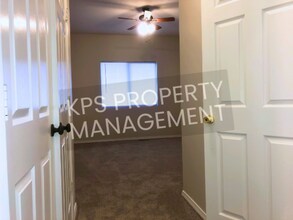 12624 Willowgreen Cir in Wichita, KS - Building Photo - Building Photo