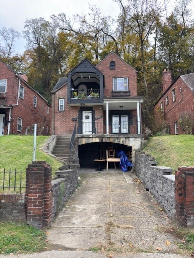 3831 Beechwood Blvd in Pittsburgh, PA - Building Photo - Building Photo