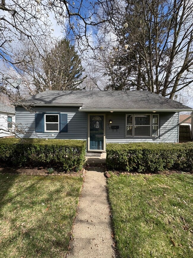 property at 313 E North St