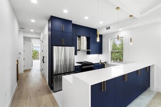 125 Collard St in Jersey City, NJ - Building Photo - Building Photo