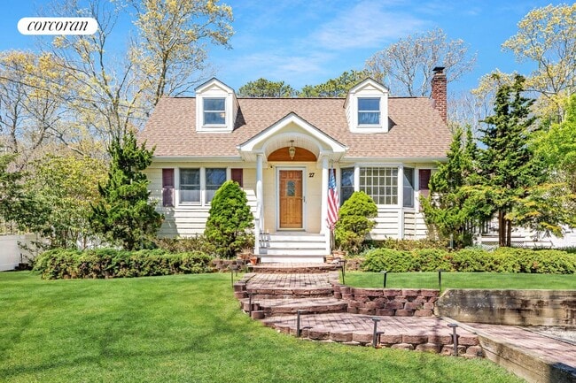 property at 27 Summit Blvd