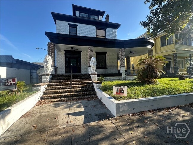 property at 312 W 37th St