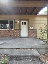 640-MHH2640 South St NE in Salem, OR - Building Photo - Building Photo