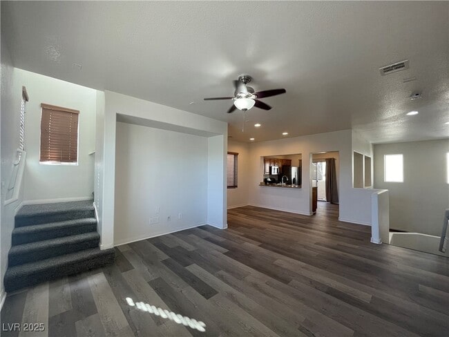 property at 10571 Mann St