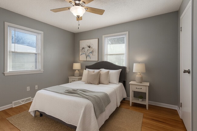 703 SW 7 St in Lee's Summit, MO - Building Photo - Building Photo