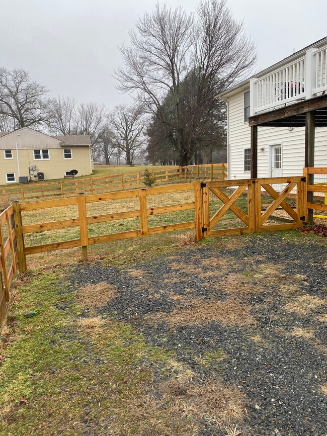 162 Stephens Loop, Unit Basement in Ruckersville, VA - Foto de edificio - Building Photo
