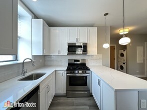 3937 N Janssen Ave, Unit A09C in Chicago, IL - Building Photo - Building Photo