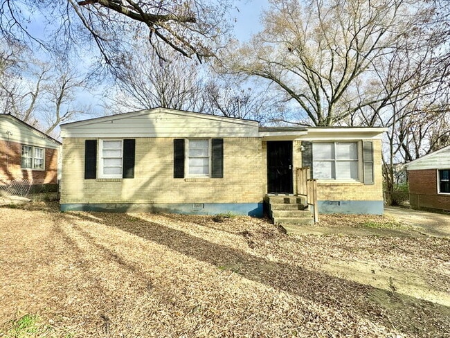 property at 3462 Mark Twain St