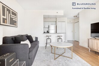 801 15th St S-Unit -FL6-ID425 in Arlington, VA - Building Photo - Building Photo